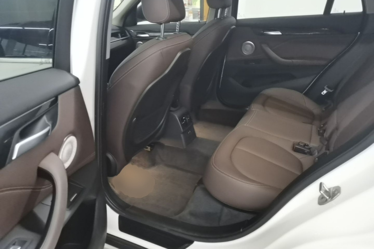 BMW X1 2021 car image #17