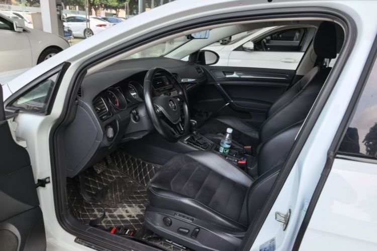 Volkswagen Golf 2018 #12 Volkswagen Golf 2018 صورة سيارة #12