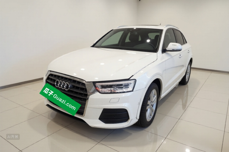 Audi Q3 2018 car image #2