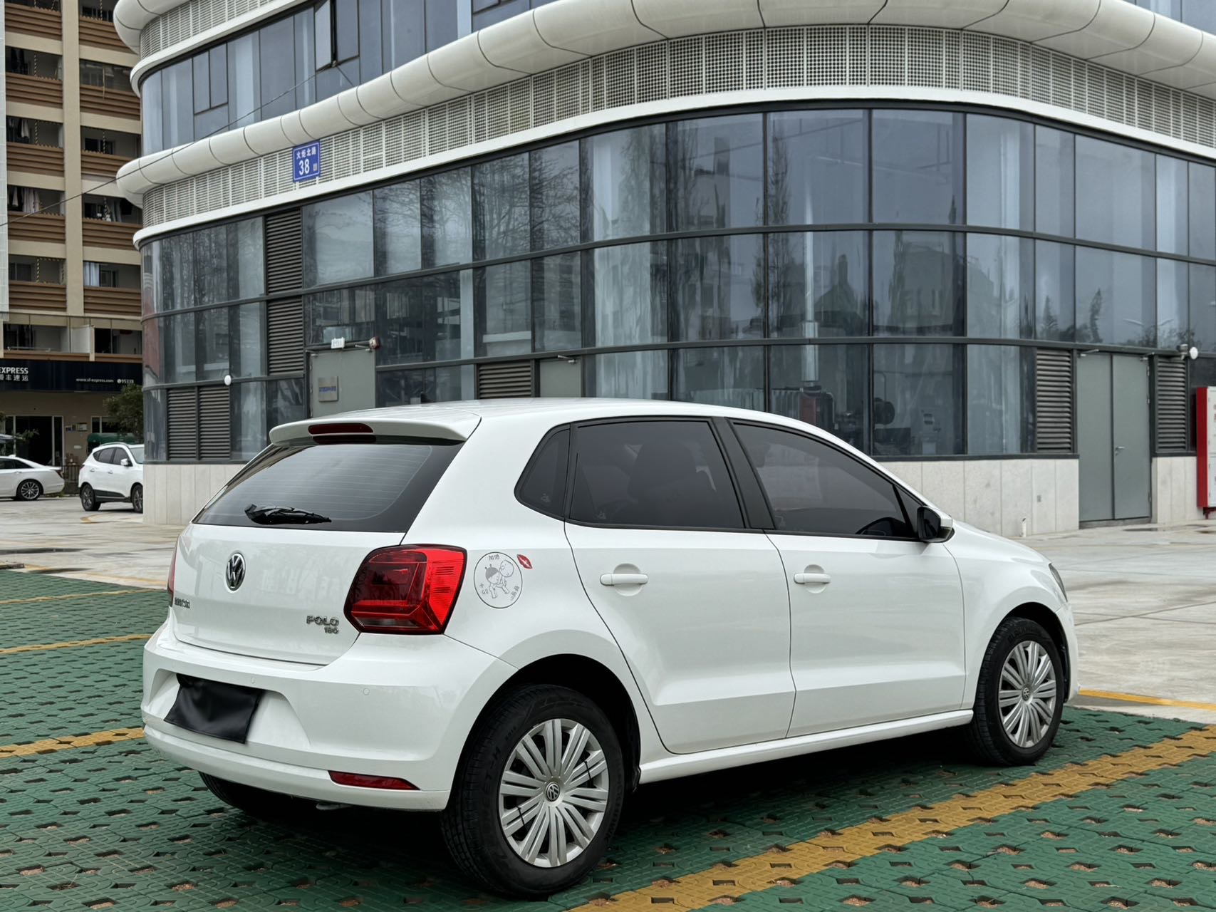 Volkswagen Polo 2018 car image #6