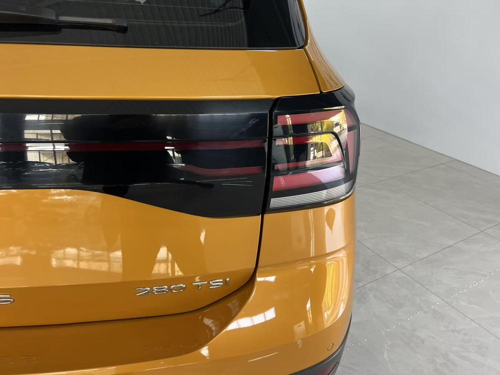 Volkswagen T-Cross 2021 car image #5