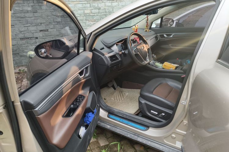 GEELY Emgrand GS 2018 #9 GEELY Emgrand GS 2018 car image #9