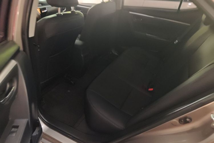 Toyota Corolla 2017 car image #10
