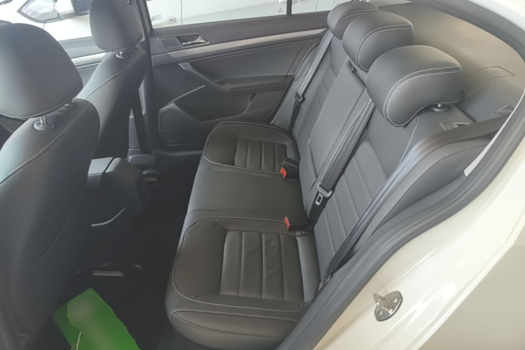 Volkswagen Lavida 2018 #17 Volkswagen Lavida 2018 car image #17