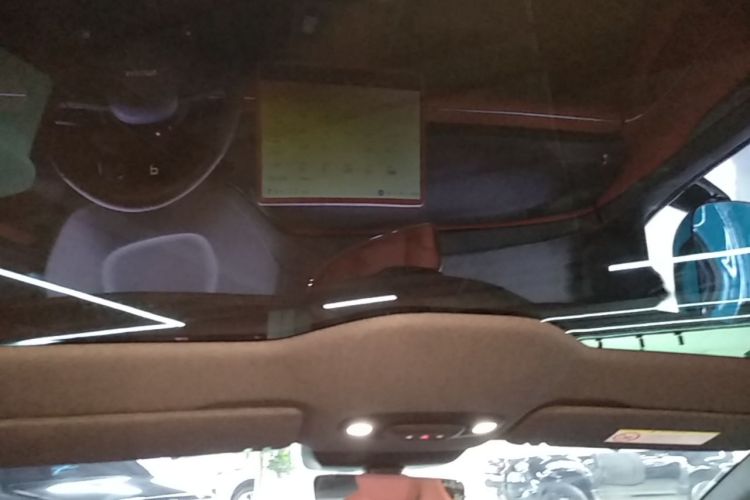 MI SU7 2025 imagem de carro #18