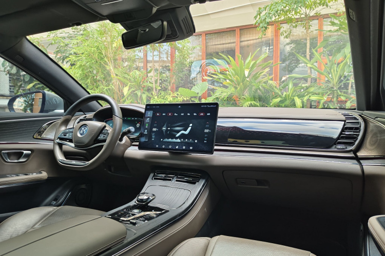 BYD Han 2020 car image #17