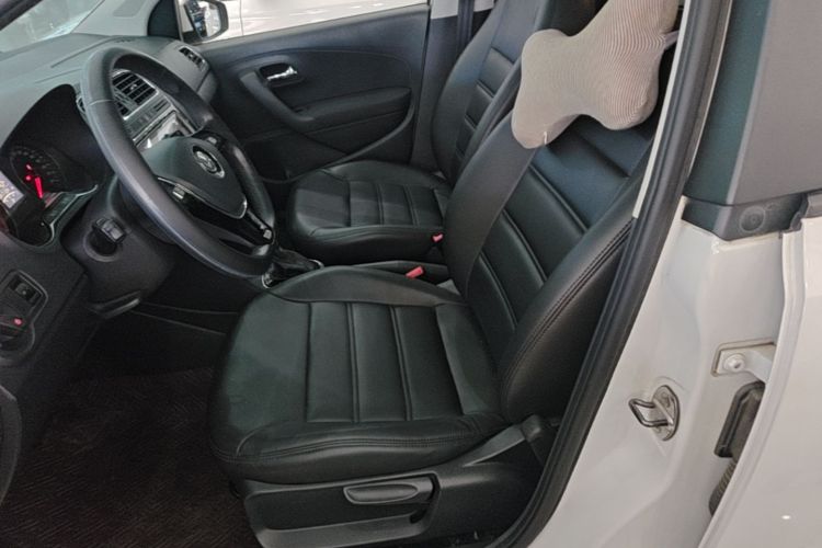 Volkswagen Polo 2018 image de voiture #15