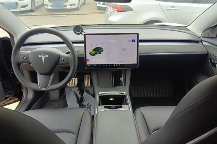 Tesla Model 3 2021 immagine di auto #10