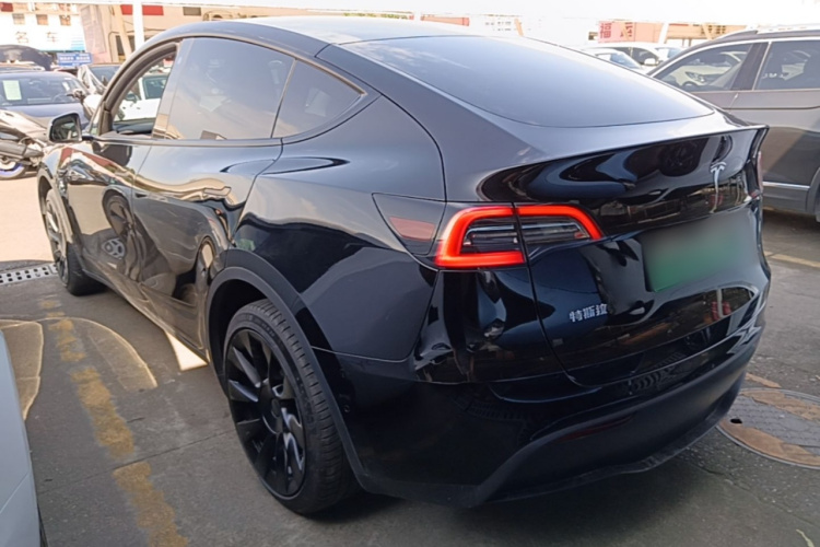 Tesla Model Y 2022 #7 Tesla Model Y 2022 immagine di auto #7