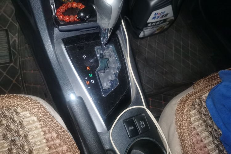 Toyota Corolla 2017 car image #16