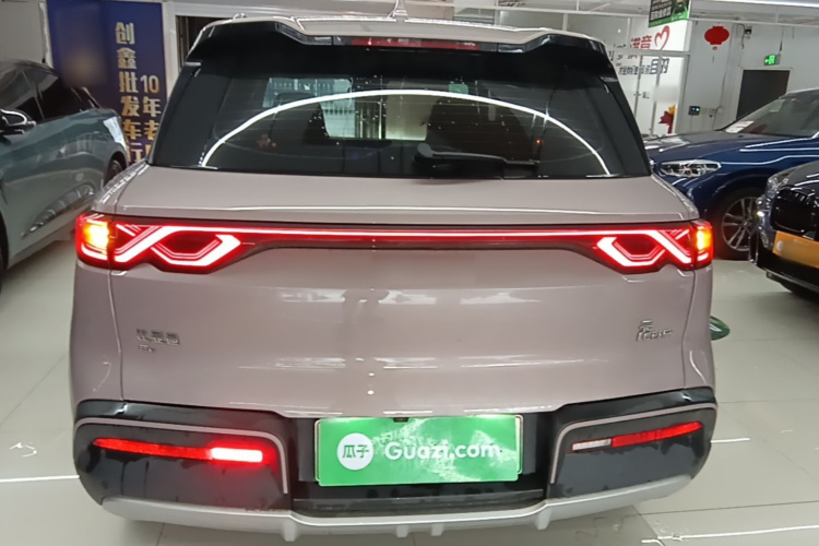 BYD YuanUP 2024 #6 BYD YuanUP 2024 car image #6