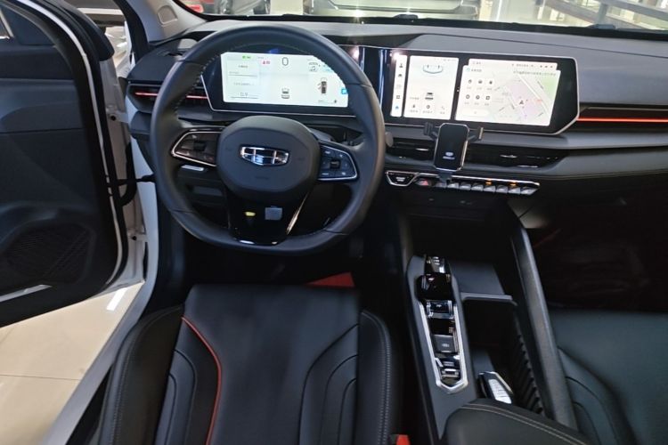 GEELY Binray 2023 car image #13
