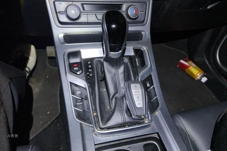 GEELY Emgrand 2020 car image #16