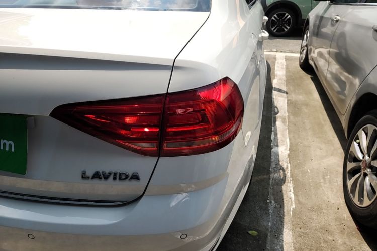 Volkswagen Lavida 2019 immagine di auto #8