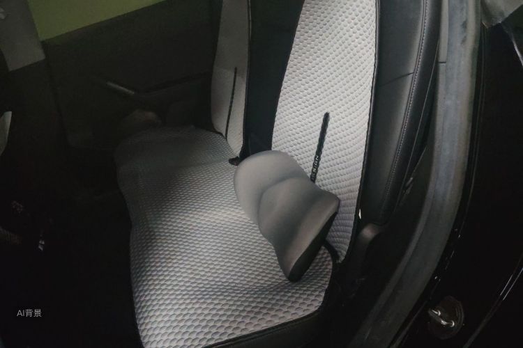 Tesla Model Y 2023 #19 Tesla Model Y 2023 car image #19