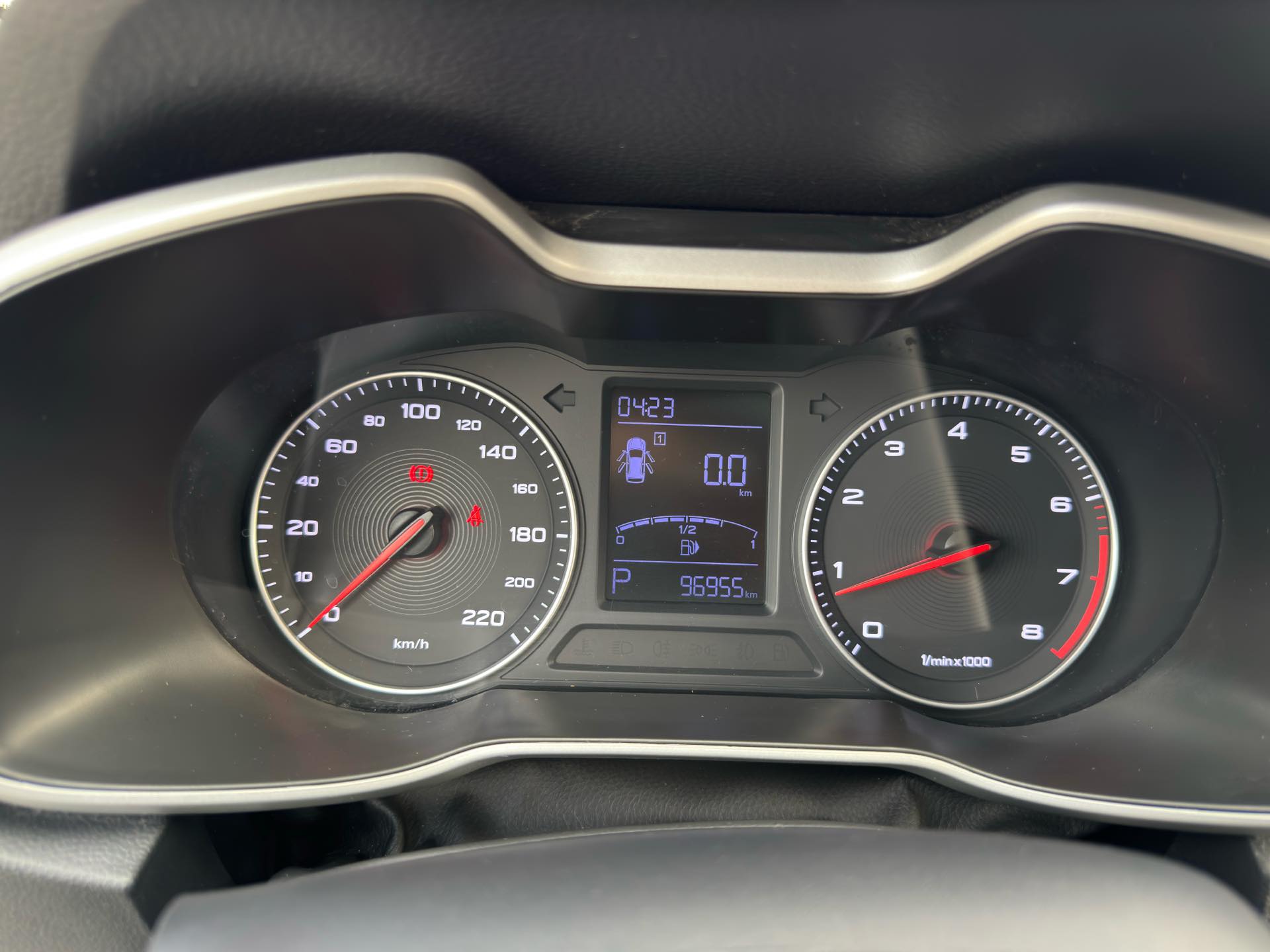 MG ZS 2018 image de voiture #27