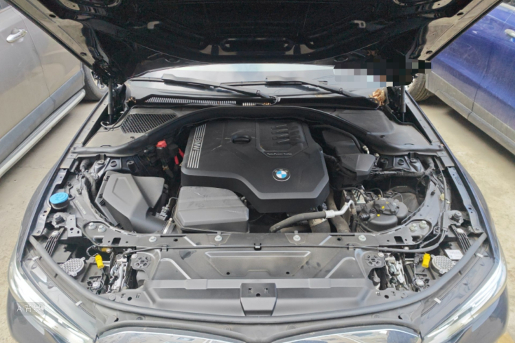 BMW 3 Series 2022 #22 BMW 3 Series 2022 car image #22