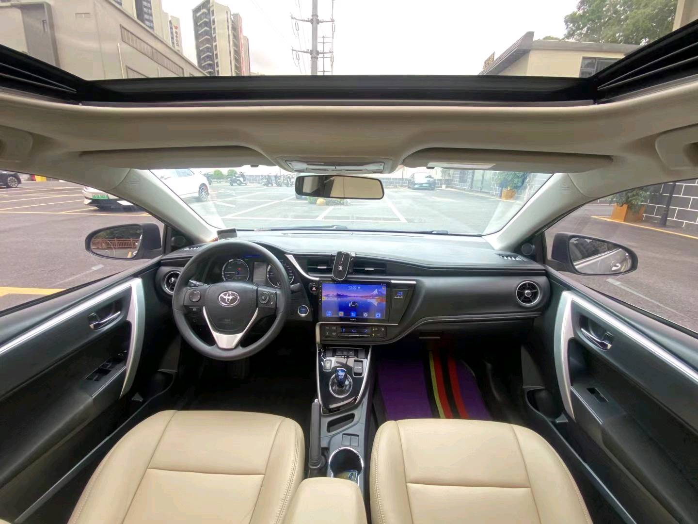 Toyota Corolla Hybird E+ 2020 immagine di auto #11