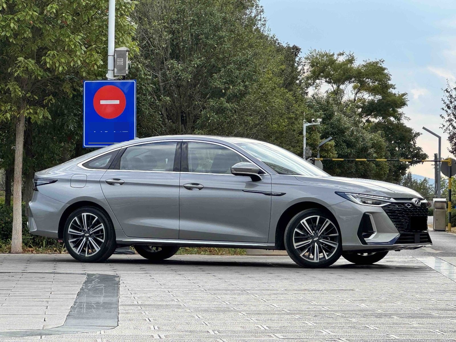 Chery Arrizo 8 2024 car image #3