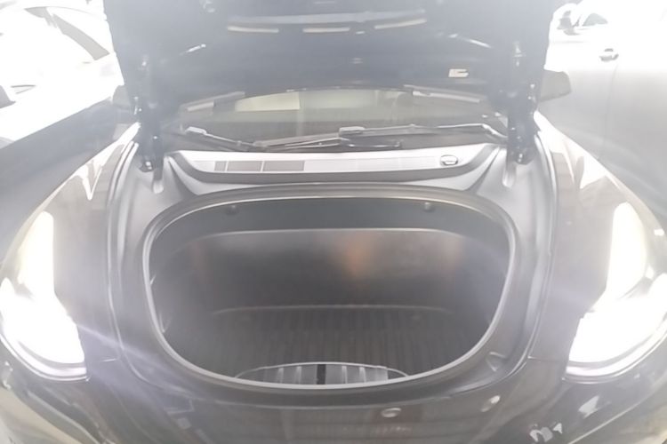 Tesla Model 3 2022 car image #20