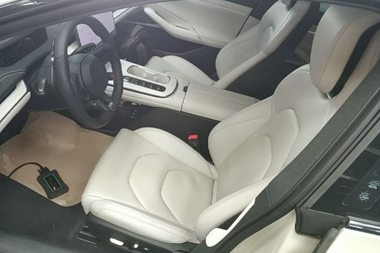 MI SU7 2024 car image #19