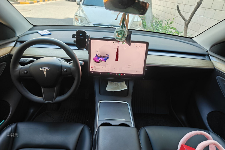 Tesla Model Y 2023 #11 Tesla Model Y 2023 car image #11