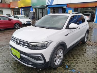 Volkswagen T-Cross 2020 Volkswagen T-Cross 2020 صورة سيارة