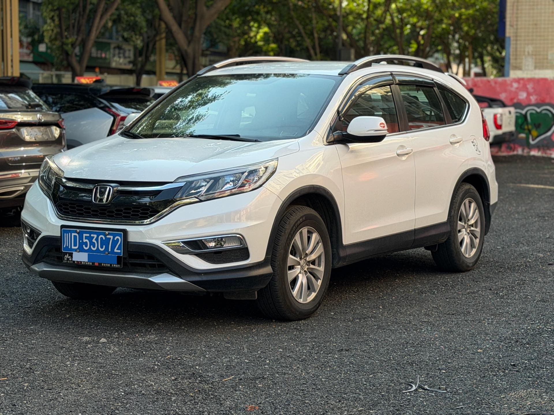 2016 car image 
