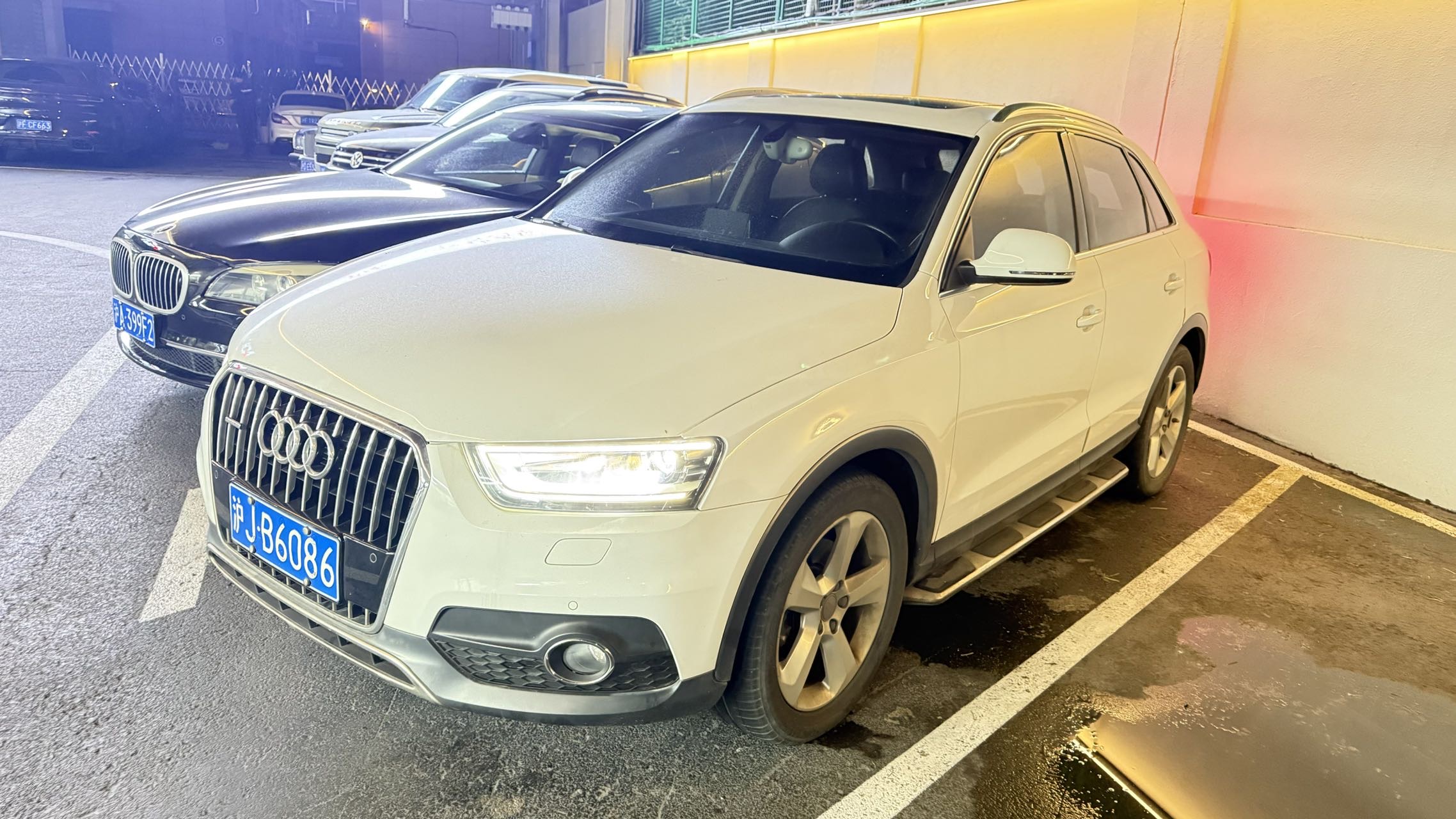 Audi Q3 (Imported) 2014 car image 