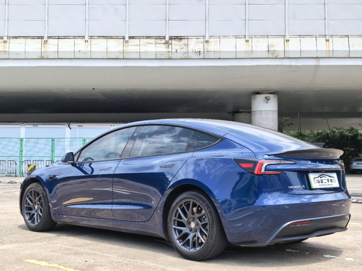 Tesla Model 3 2024 #9 Tesla Model 3 2024 car image #9