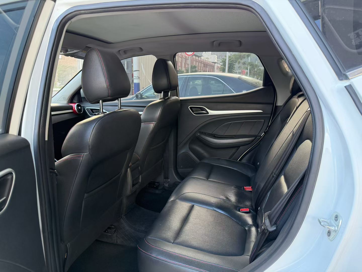 MG ZS 2017 #3 MG ZS 2017 car image #3