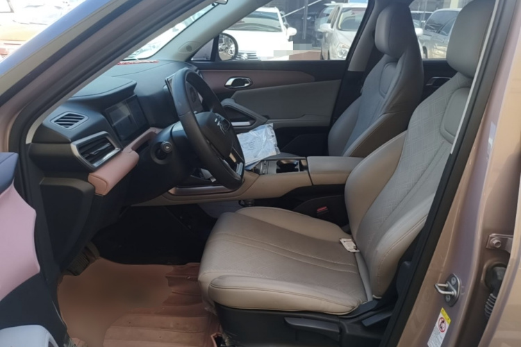BYD YuanUP 2024 car image #19