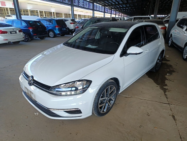Volkswagen Golf 2019 Volkswagen Golf 2019 car image