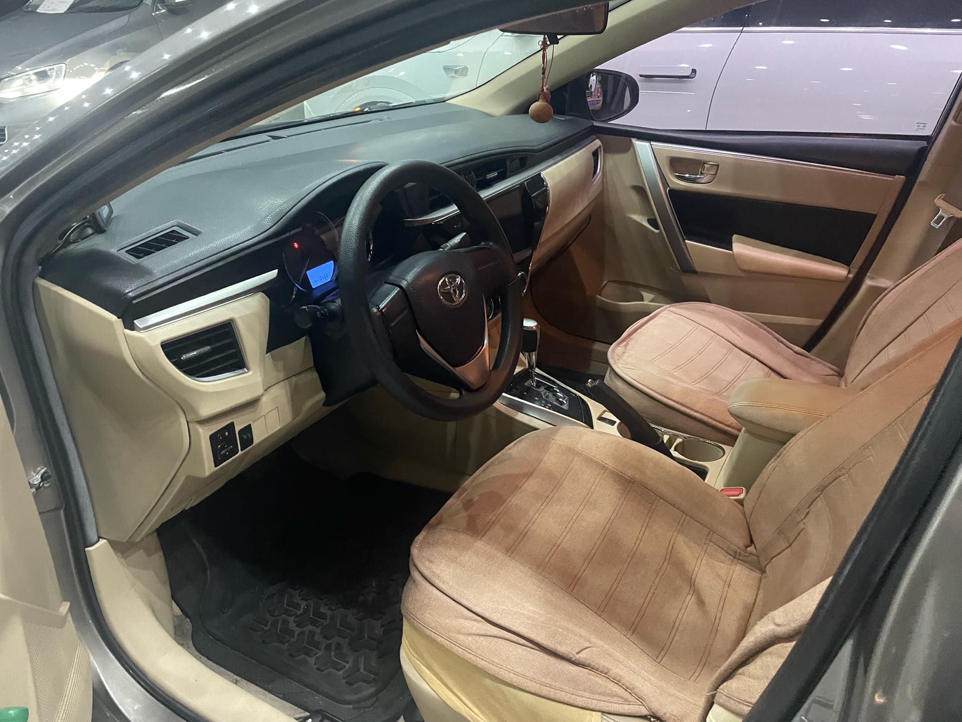 丰田 卡罗拉 2016 汽车图片 #2