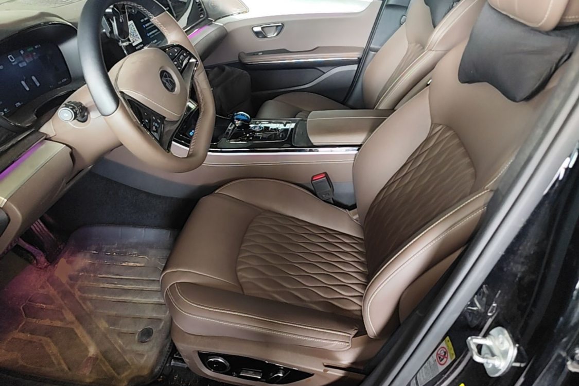 BYD Han 2025 imagem de carro #4