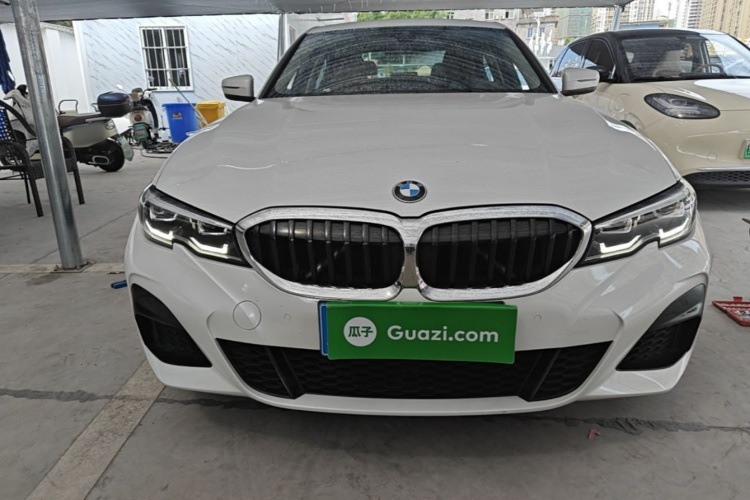 BMW 3 Series 2021 car image #3