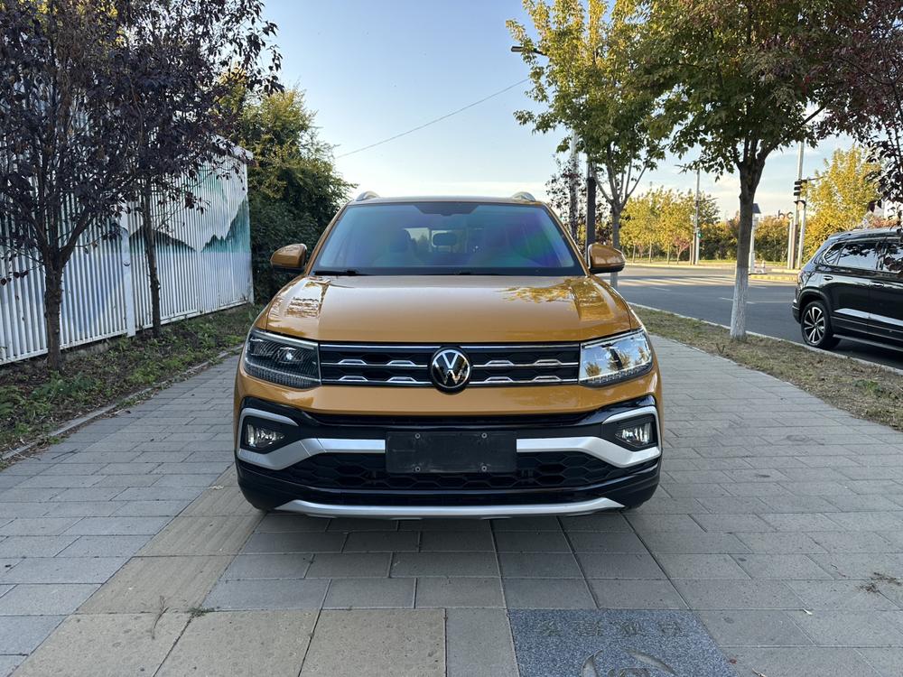 Volkswagen T-Cross 2023 #2 Volkswagen T-Cross 2023 car image #2