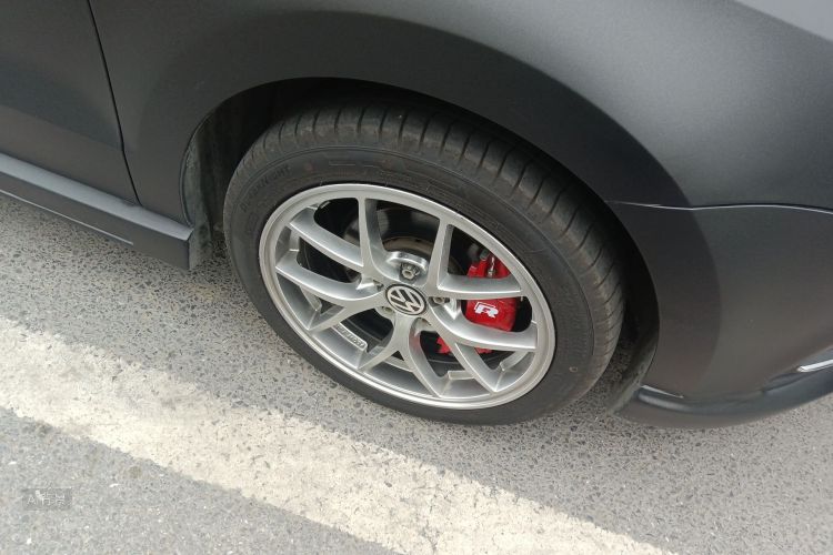 Volkswagen Polo 2018 car image #9