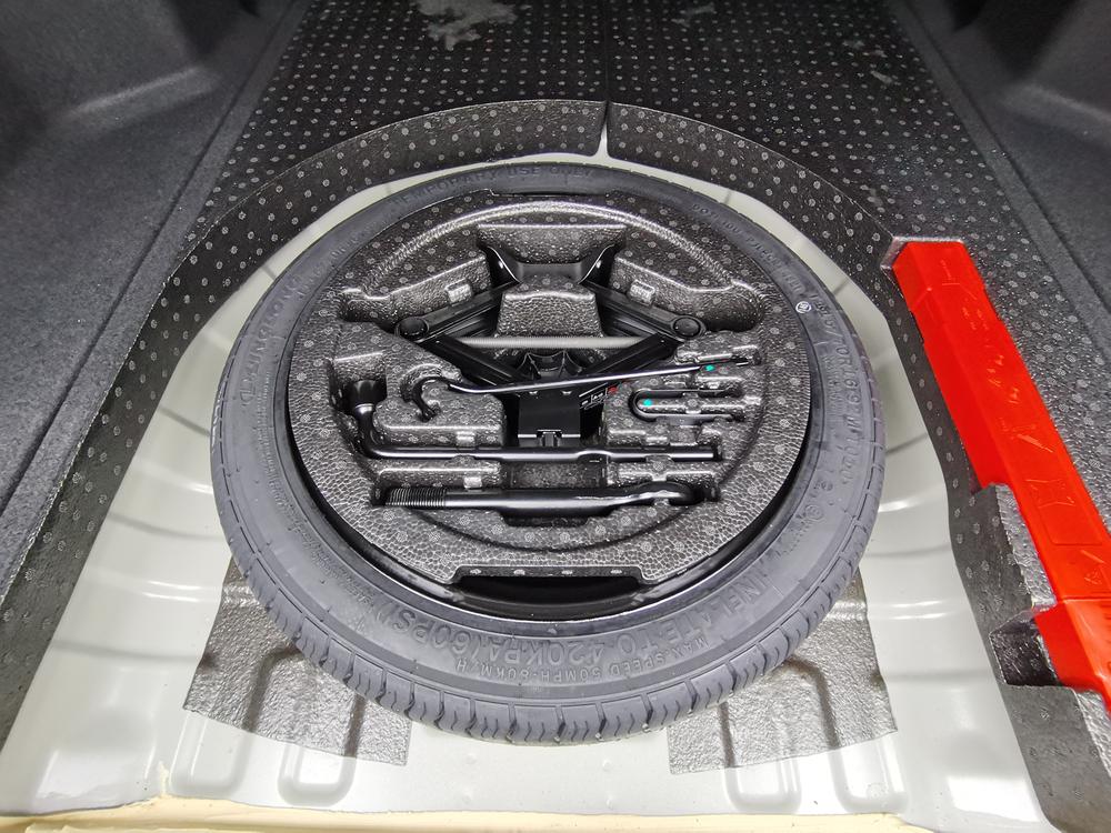 GEELY Emgrand L 2022 car image #10