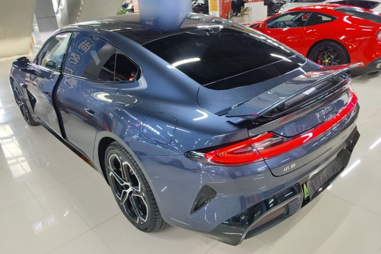 MI SU7 2024 image de voiture #5