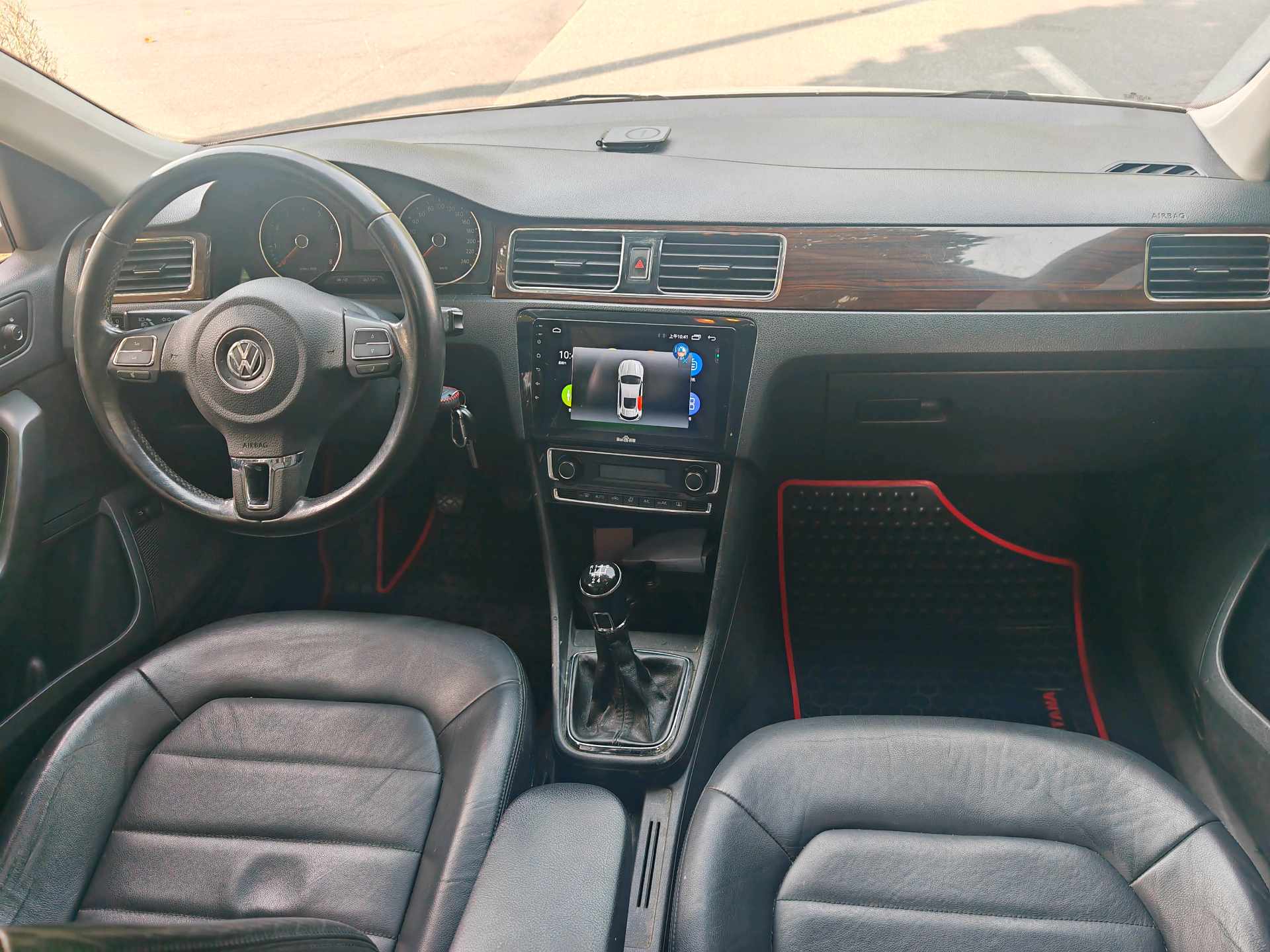 Volkswagen Santana 2014 car image #11