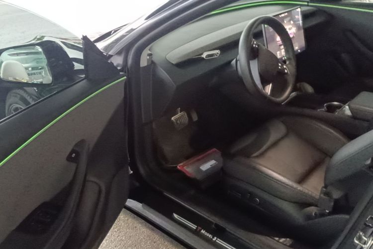 Tesla Model 3 2023 #16 Tesla Model 3 2023 car image #16