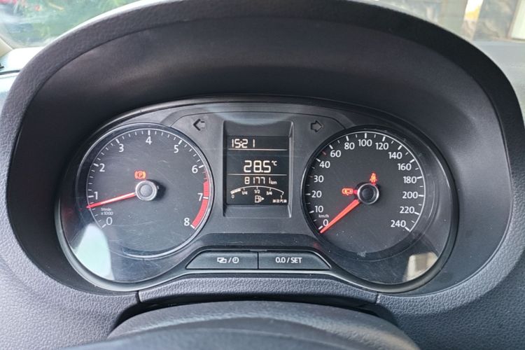 Volkswagen Polo 2016 #12 Volkswagen Polo 2016 car image #12