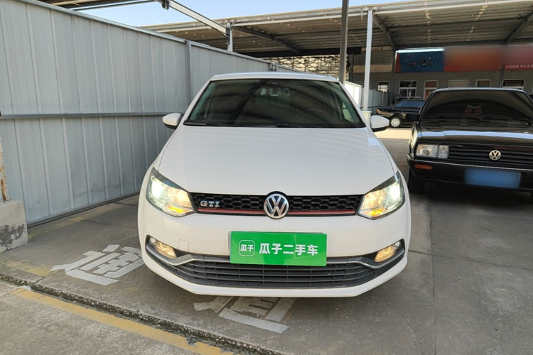 Volkswagen Polo 2015 #3 Volkswagen Polo 2015 car image #3