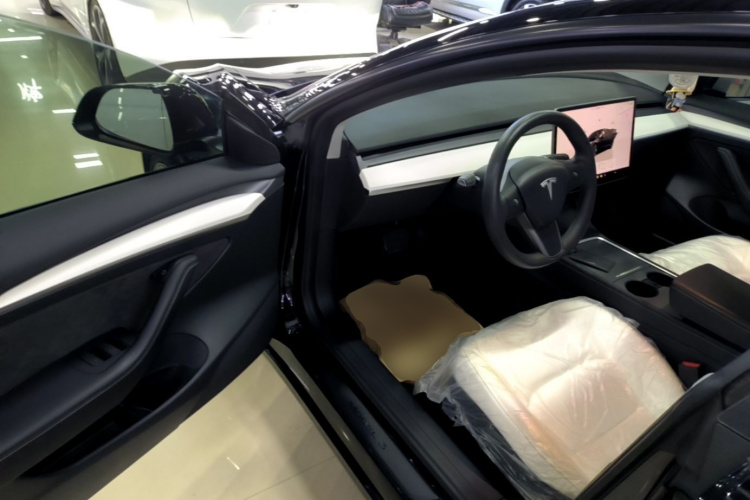 Tesla Model 3 2023 #16 Tesla Model 3 2023 car image #16