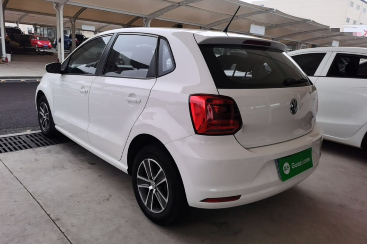 Volkswagen Polo 2016 #5 Volkswagen Polo 2016 car image #5