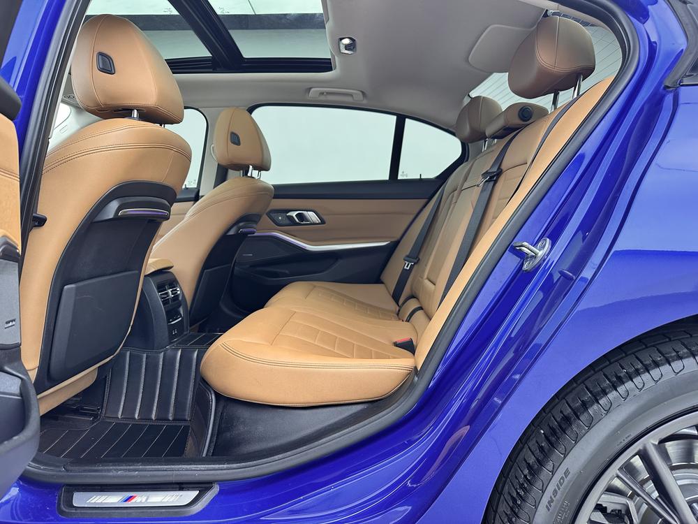 BMW 3 Series 2019 #16 BMW 3 Series 2019 car image #16