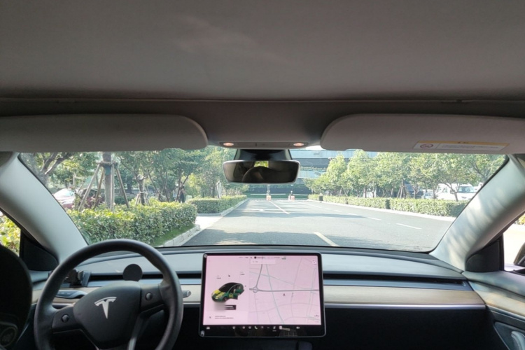 Tesla Model 3 2021 #18 Tesla Model 3 2021 car image #18
