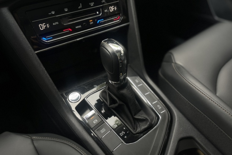 Volkswagen Tharu 2021 #15 Volkswagen Tharu 2021 immagine di auto #15
