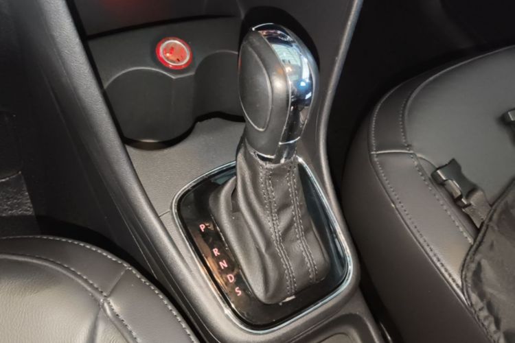 Volkswagen Polo 2017 car image #14